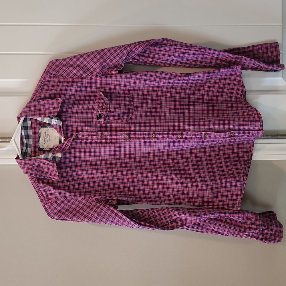 Abercrombie & Finch Button Down Shirt - Size Small
